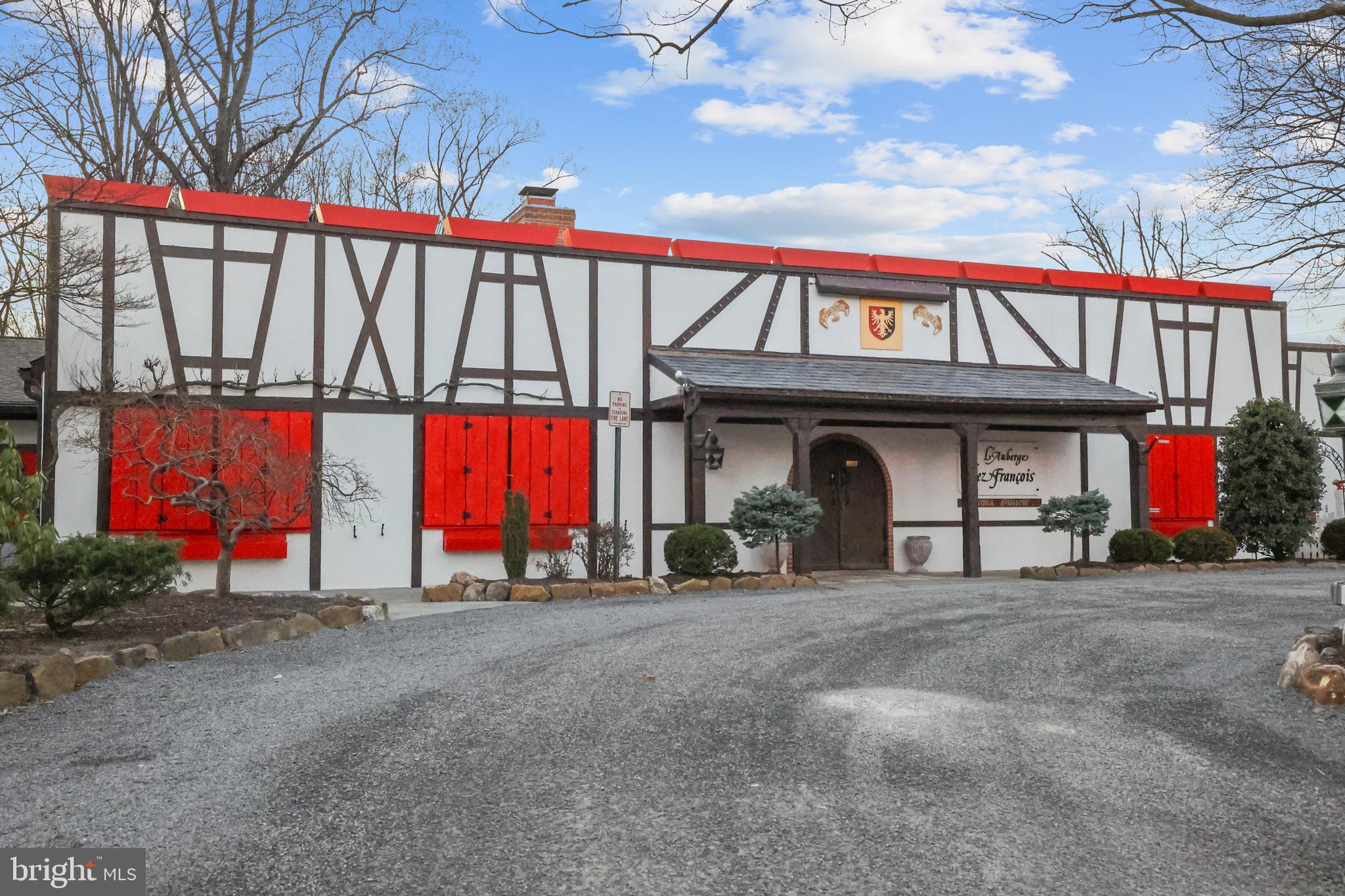 FOREST LAKE ESTATES - Residential