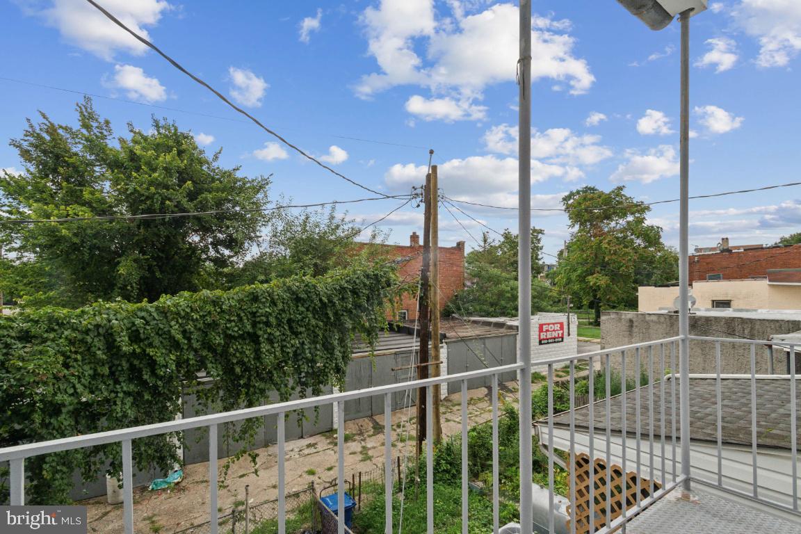 MILL HILL - Residential