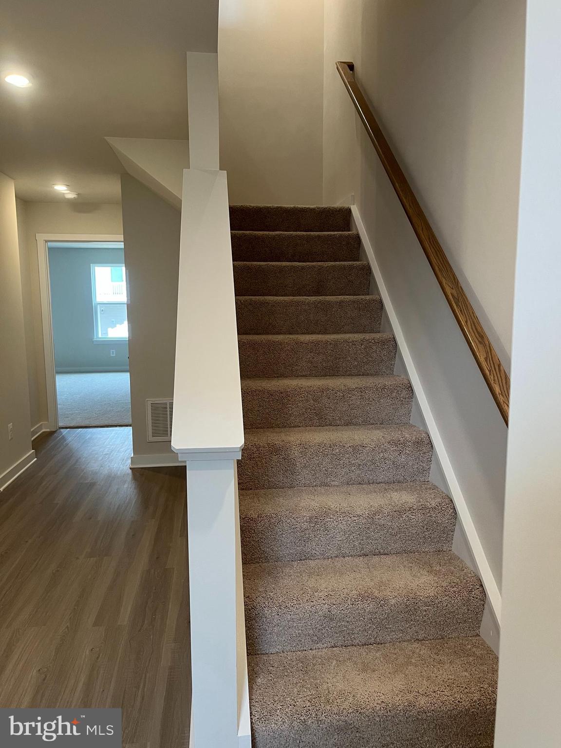 SOUTH BROOK - Residential Lease