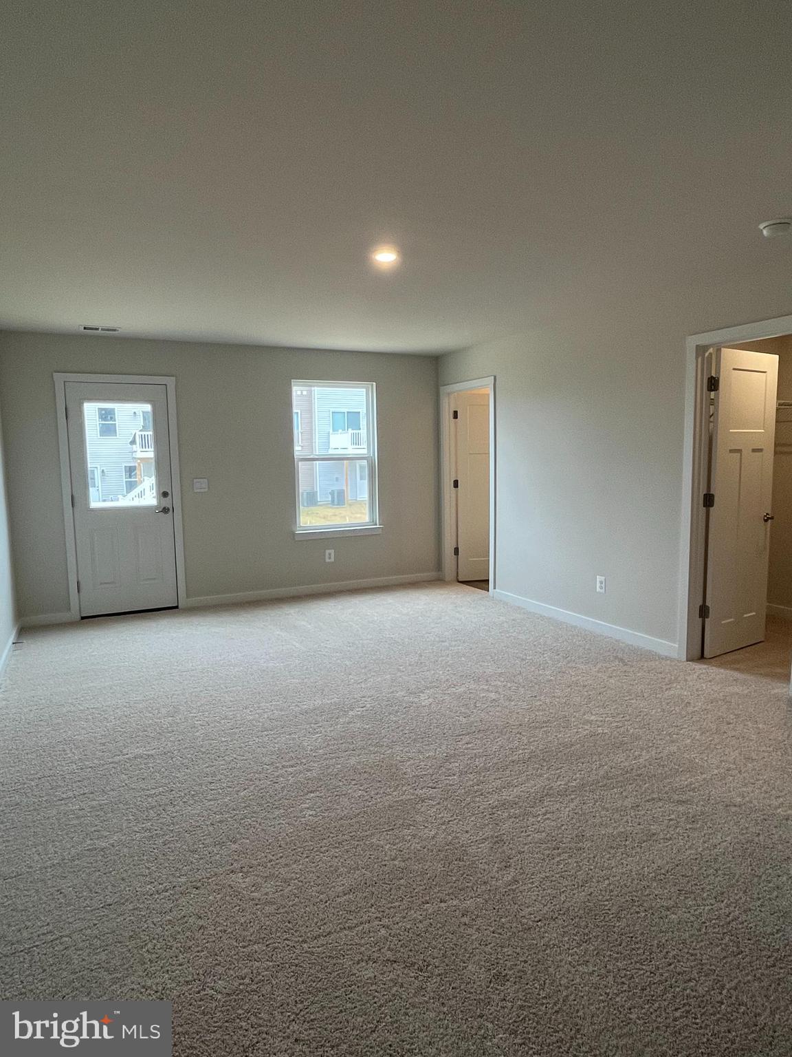 SOUTH BROOK - Residential Lease