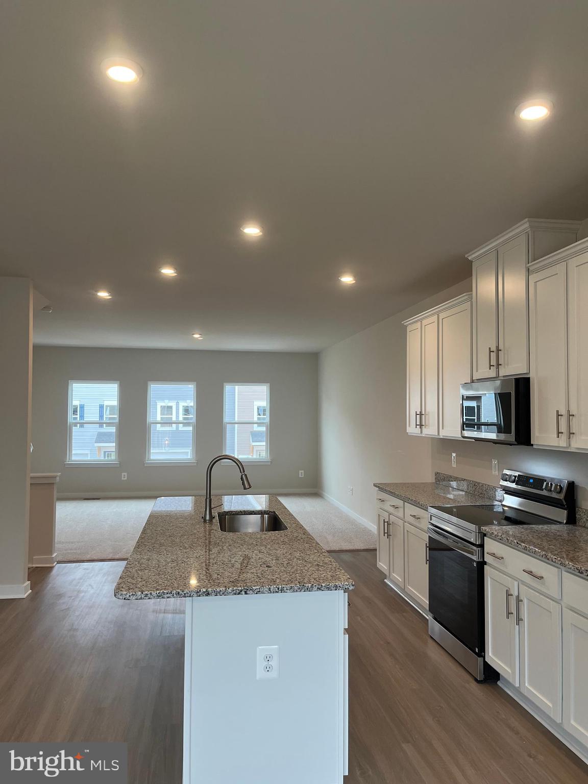 SOUTH BROOK - Residential Lease