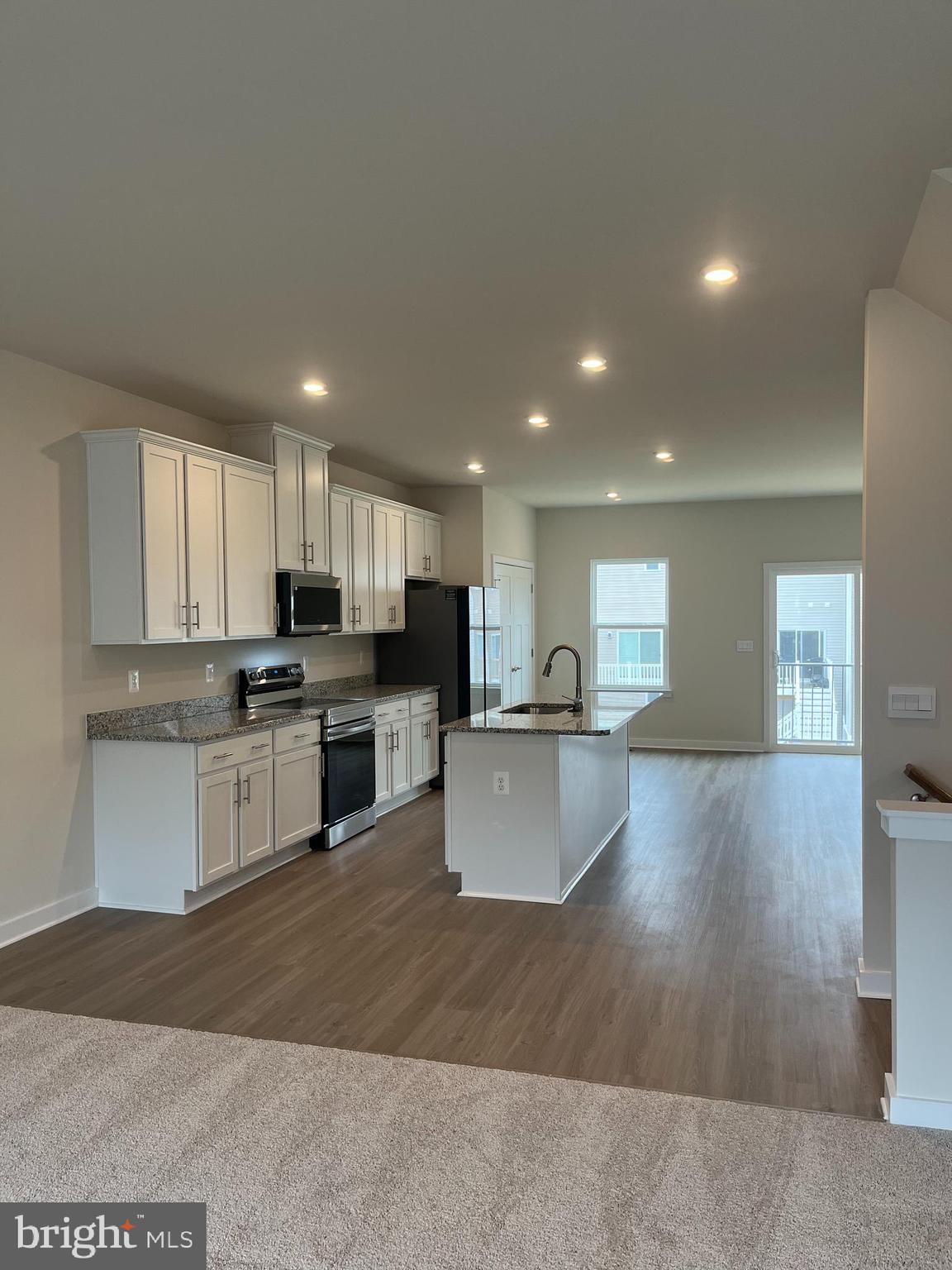 SOUTH BROOK - Residential Lease