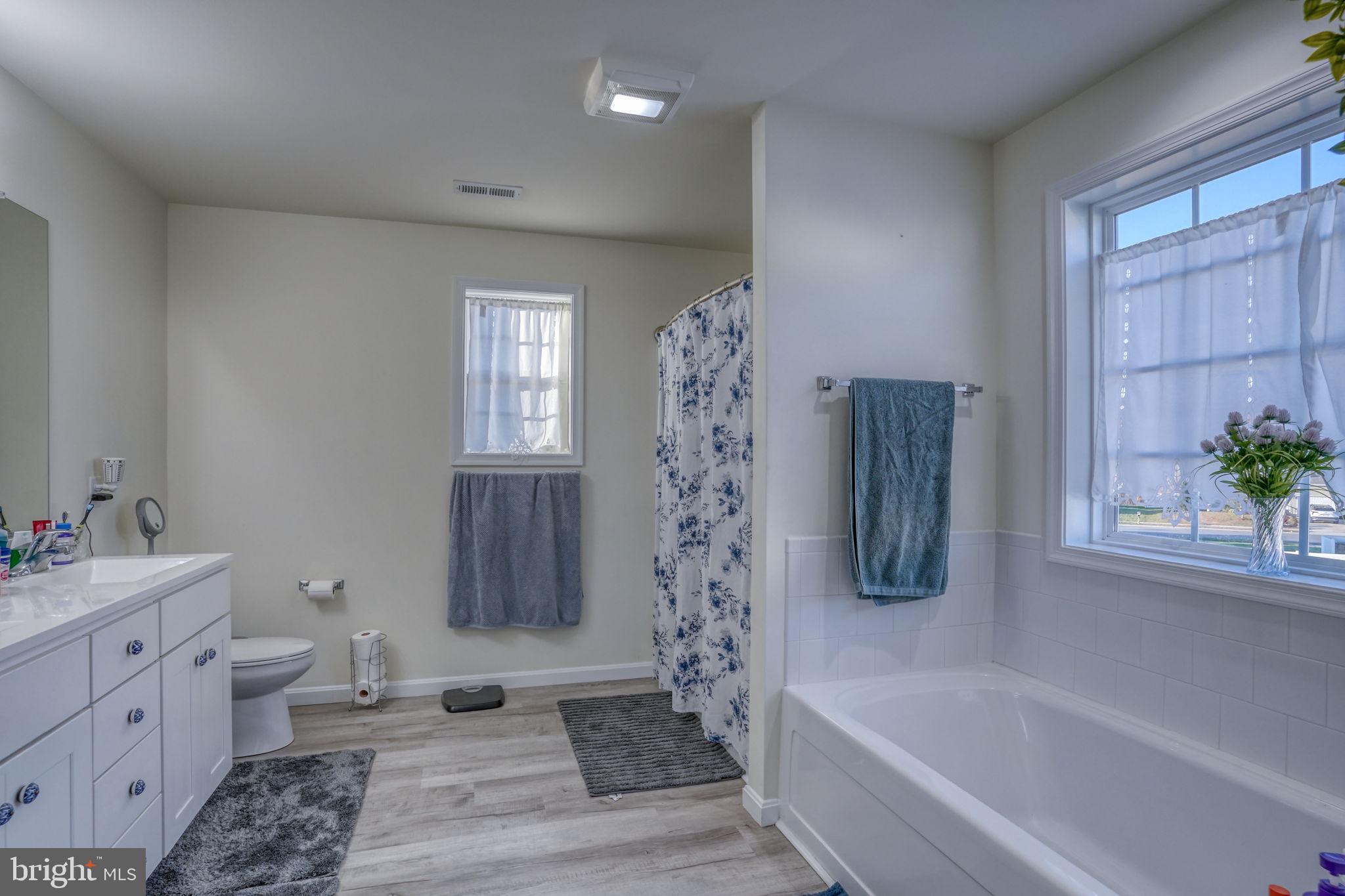 BARRETT FARM - Residential