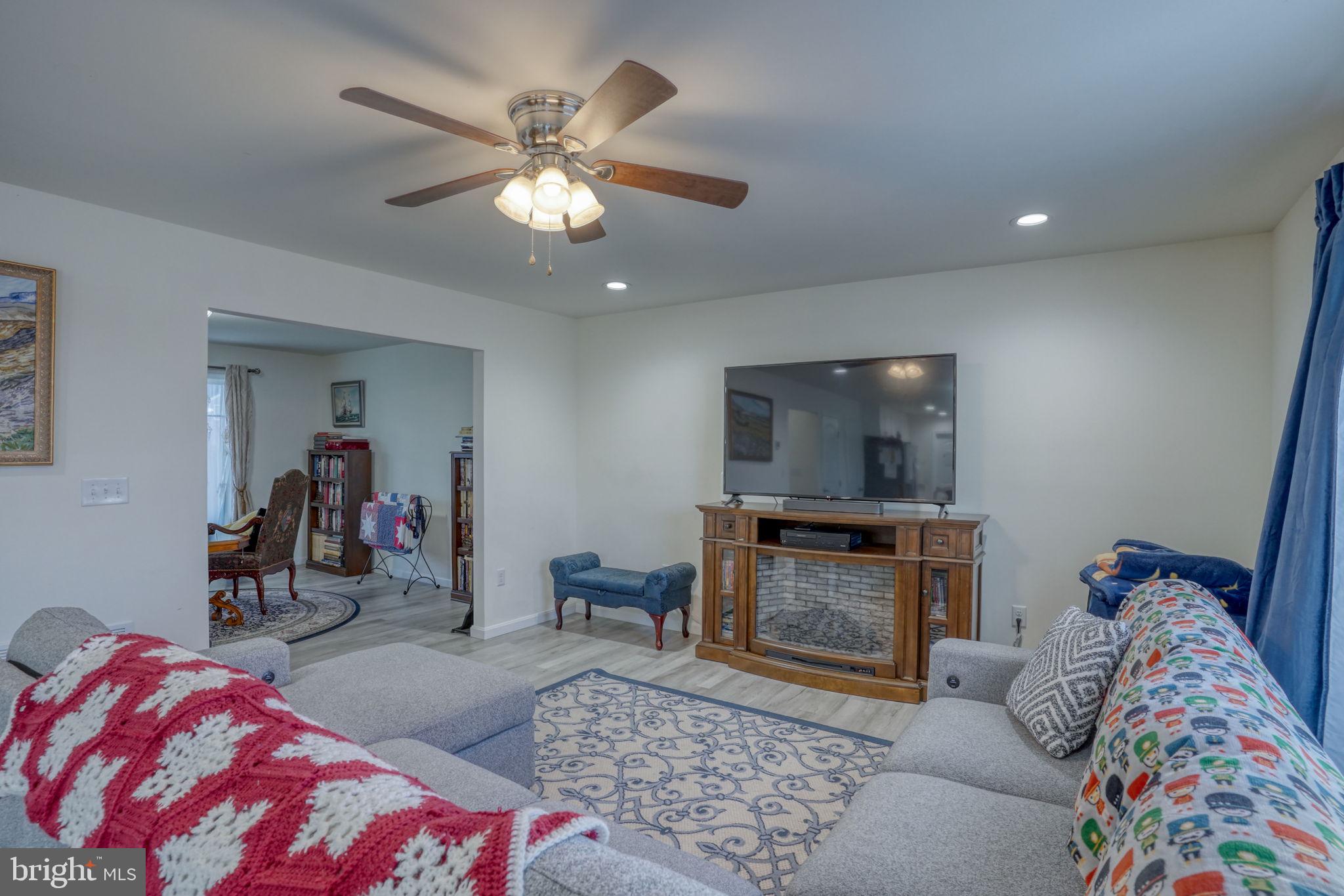 BARRETT FARM - Residential