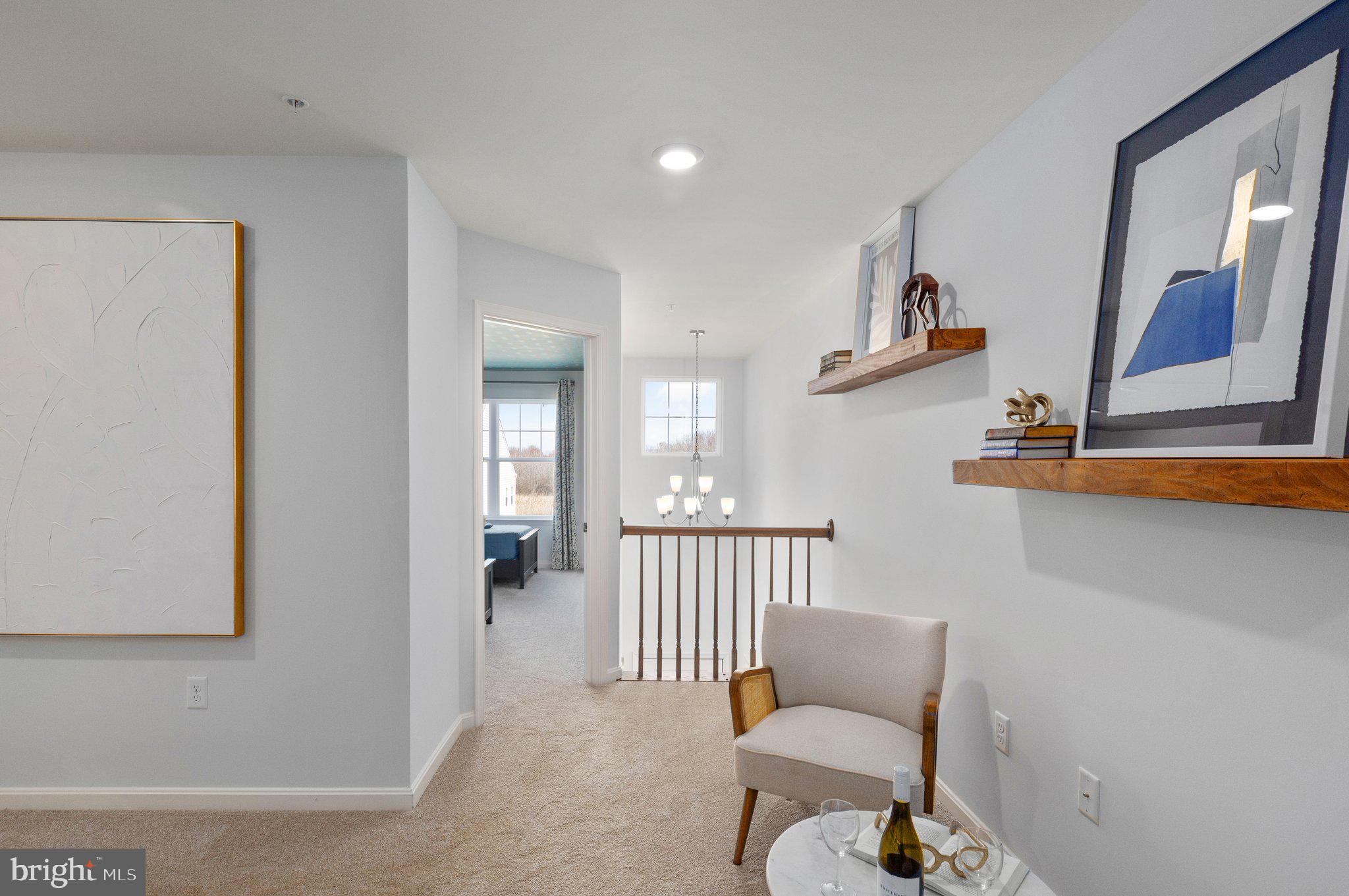 CAPTAIN'S COVE - Residential