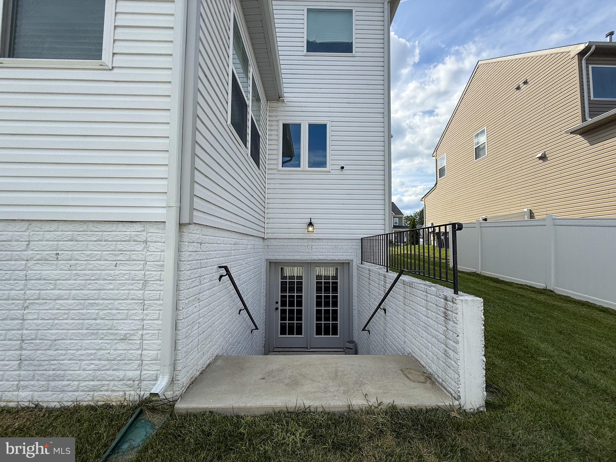 4005 GRANARY VIEW COURT