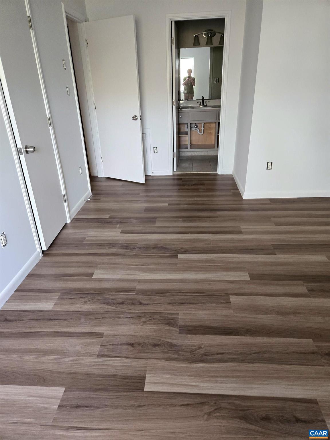 110 TURTLE CREEK RD 6