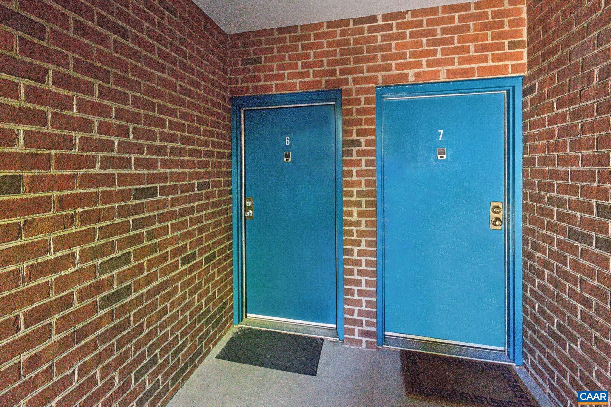 110 TURTLE CREEK RD 6