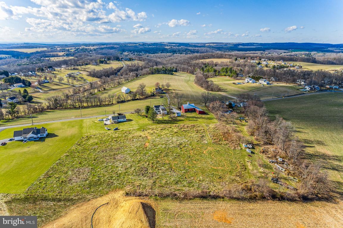 HAMPSTEAD - Residential