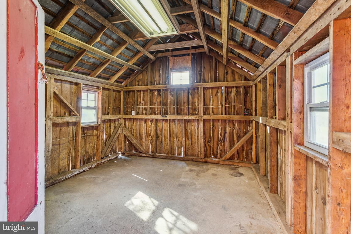 HAMPSTEAD - Residential