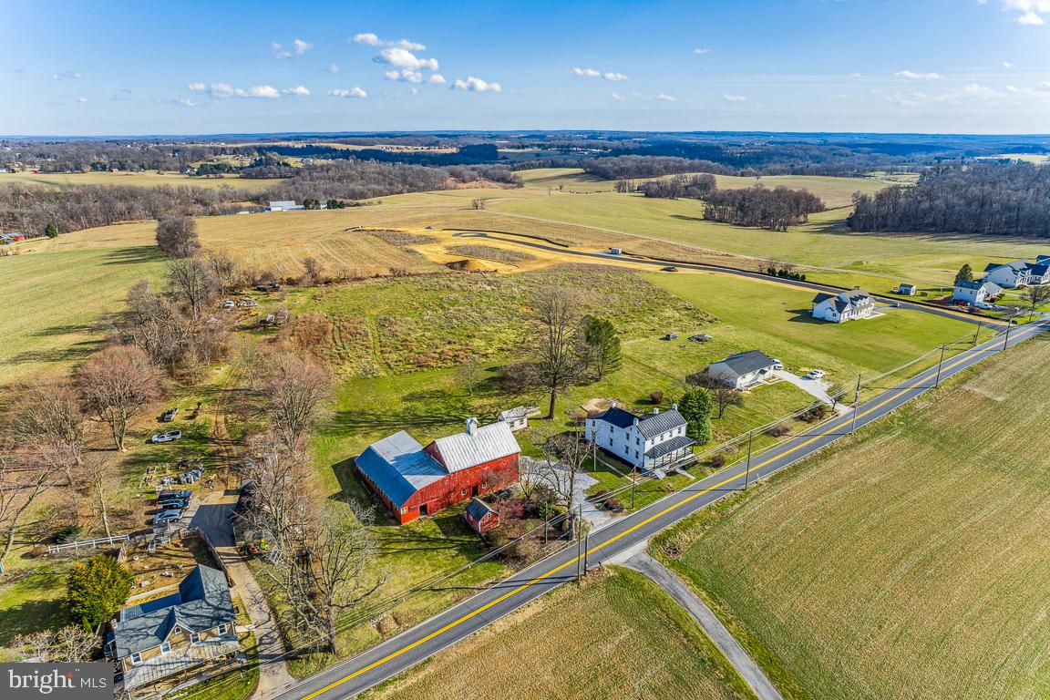 HAMPSTEAD - Residential