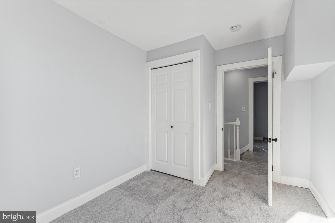 HAMPSTEAD - Residential