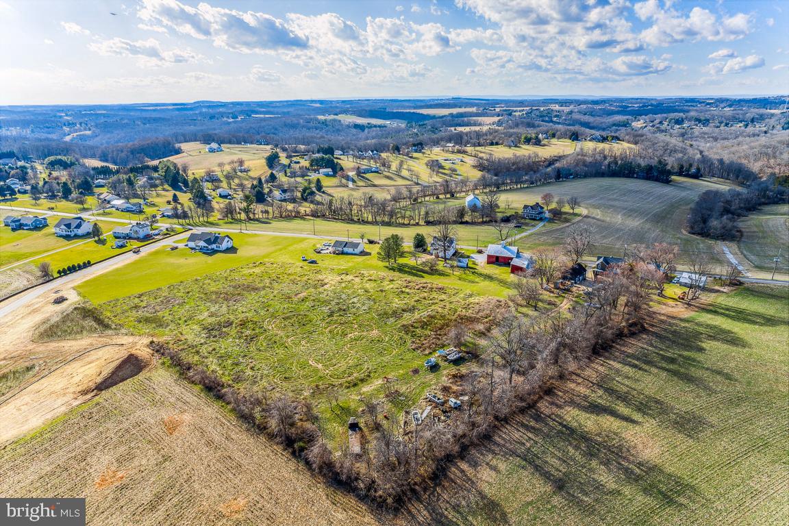 HAMPSTEAD - Residential