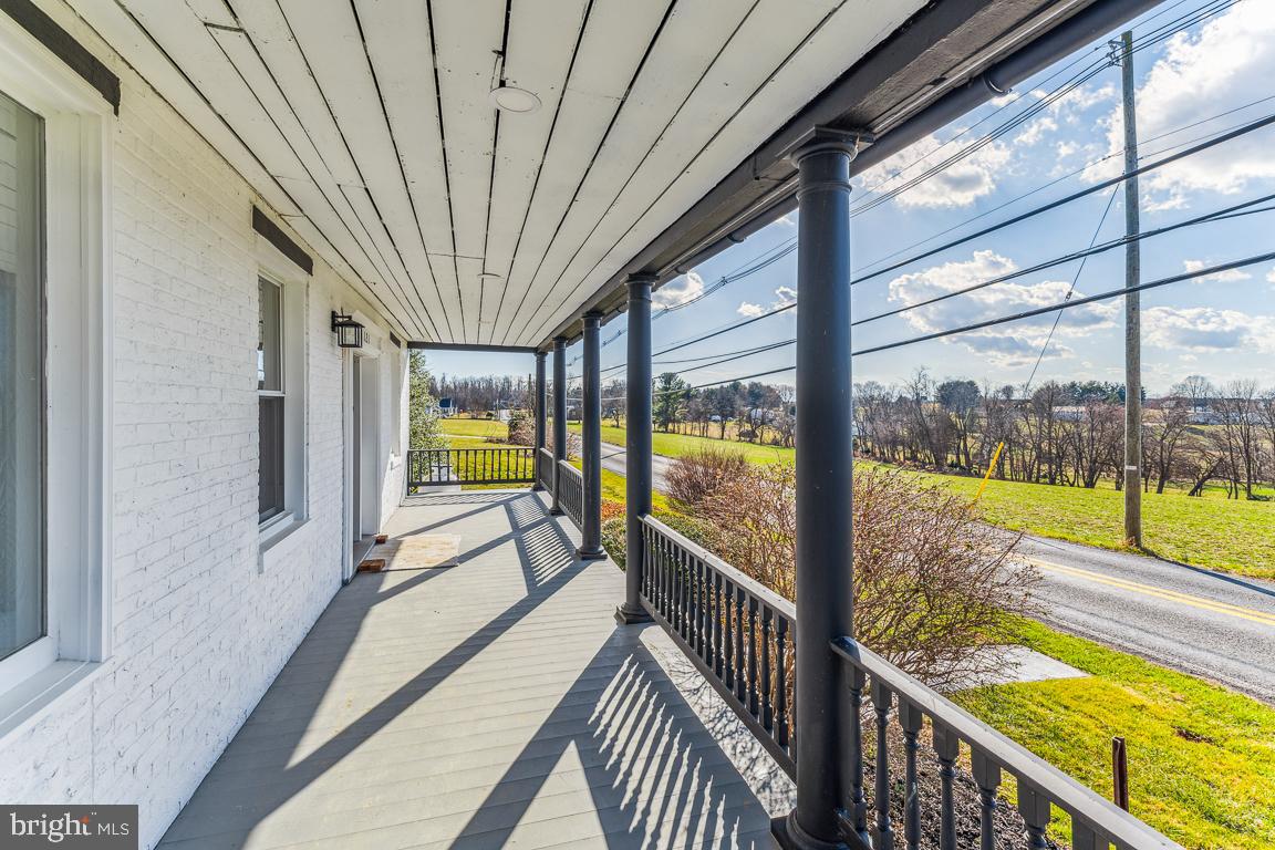 HAMPSTEAD - Residential