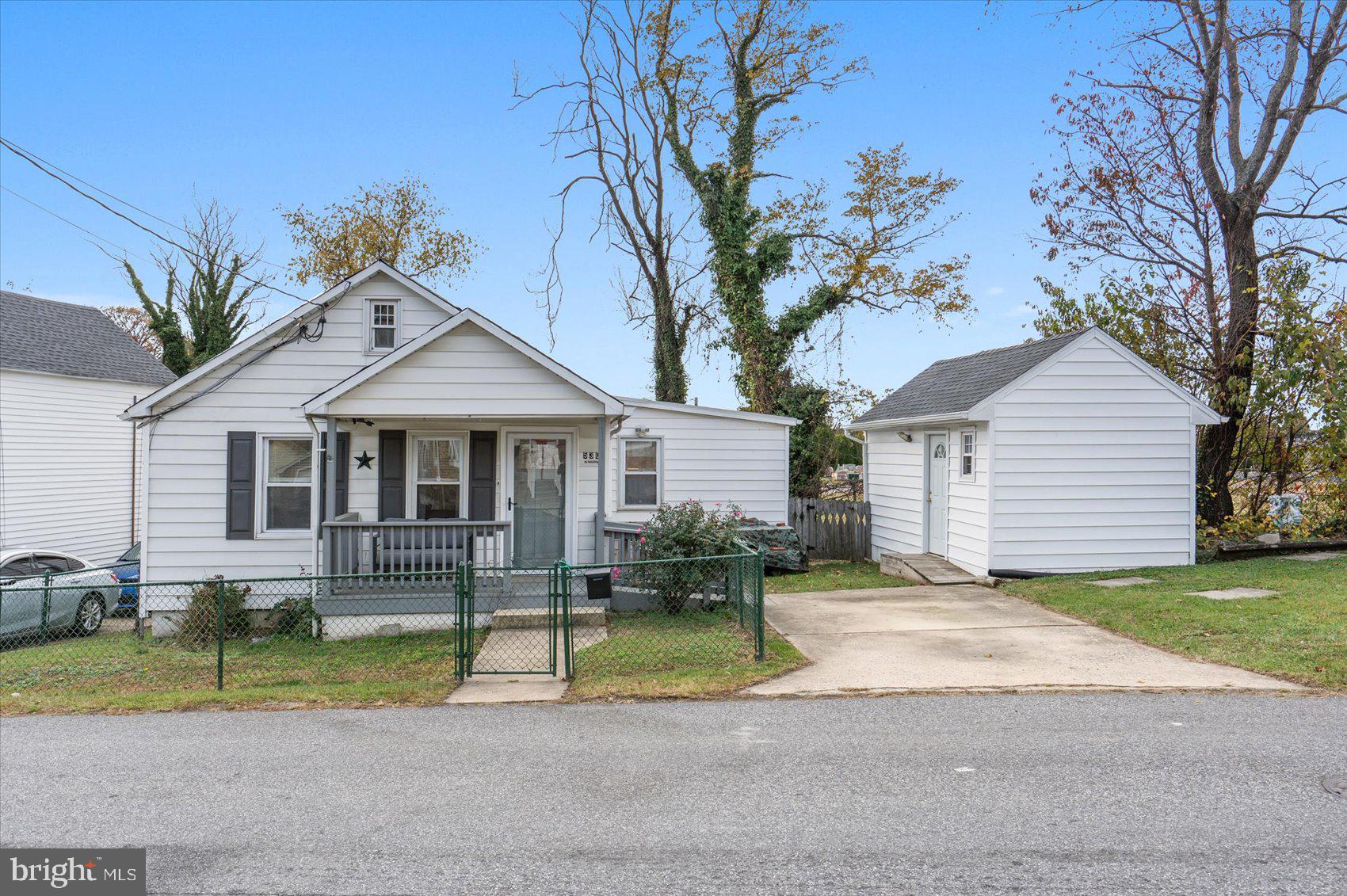 EAST VIEW - Residential