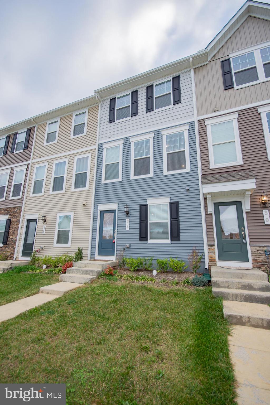 PRESIDENTS POINTE - Residential Lease