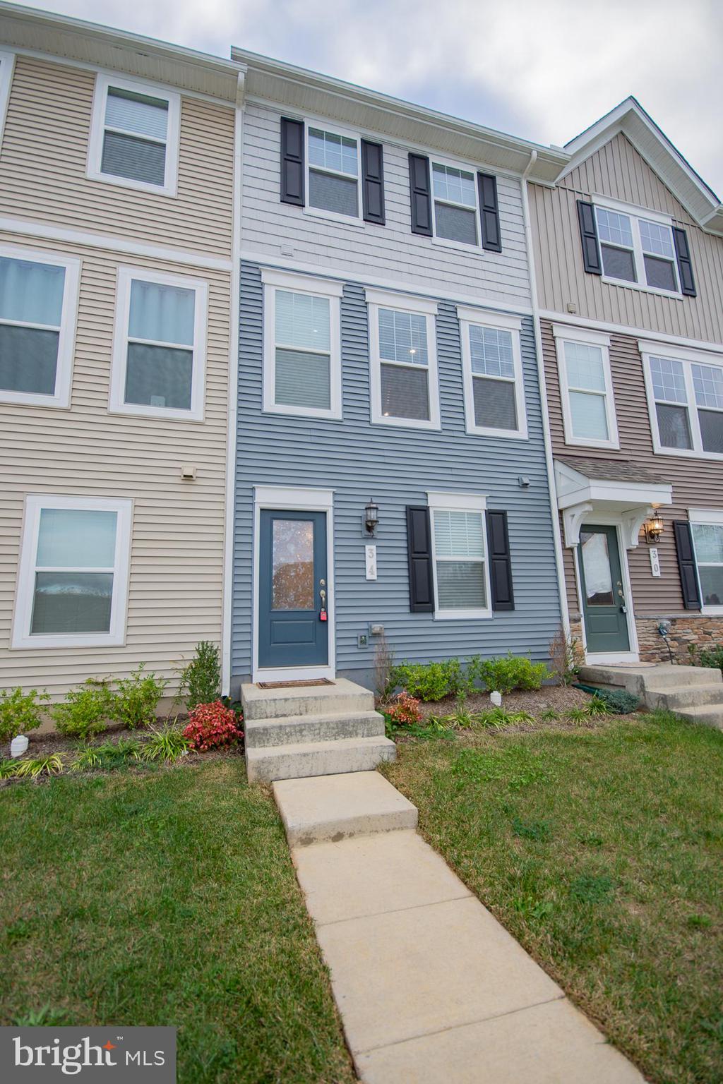 PRESIDENTS POINTE - Residential Lease