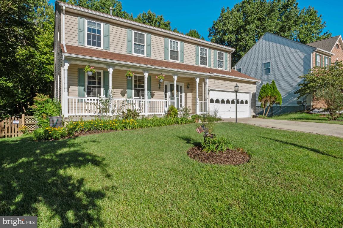 ASHFORD OAKS - Residential