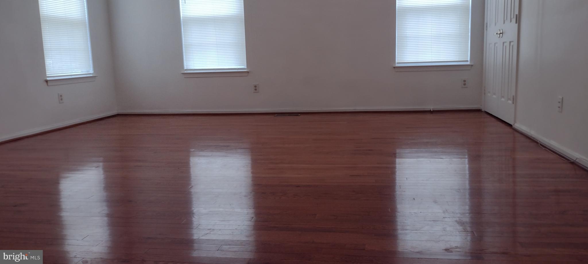 MELWOOD MANOR PLAT ONE> - Residential Lease