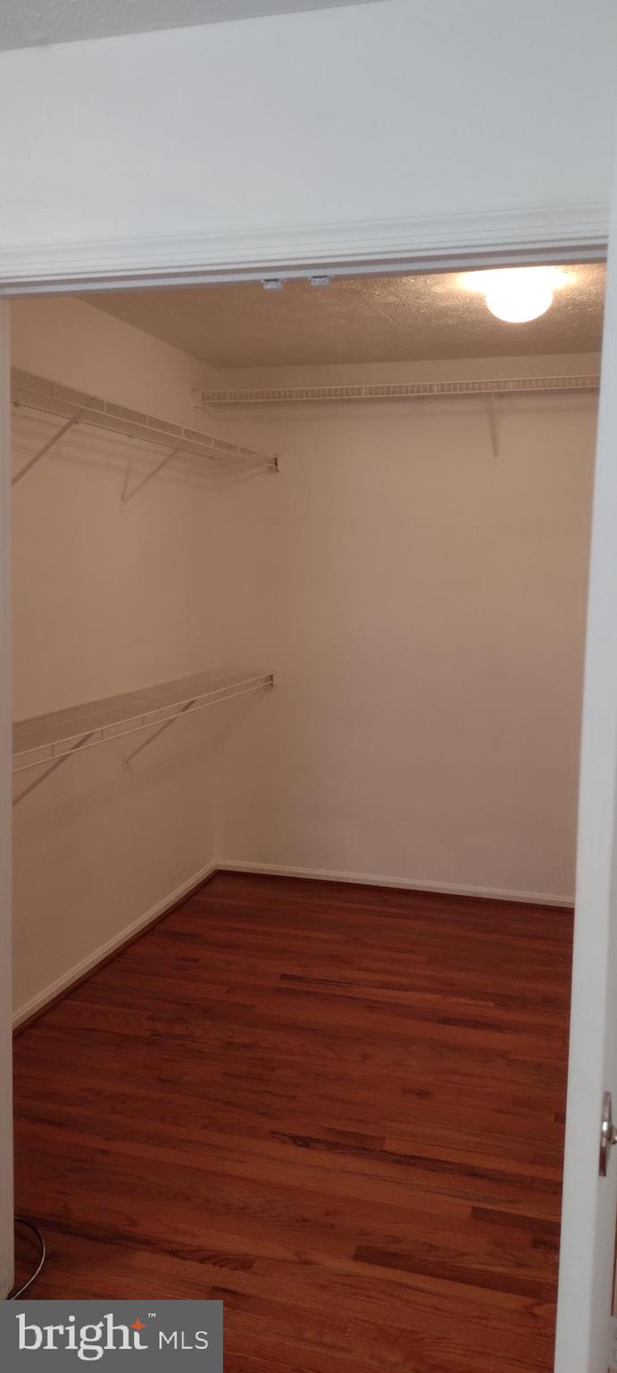 MELWOOD MANOR PLAT ONE> - Residential Lease