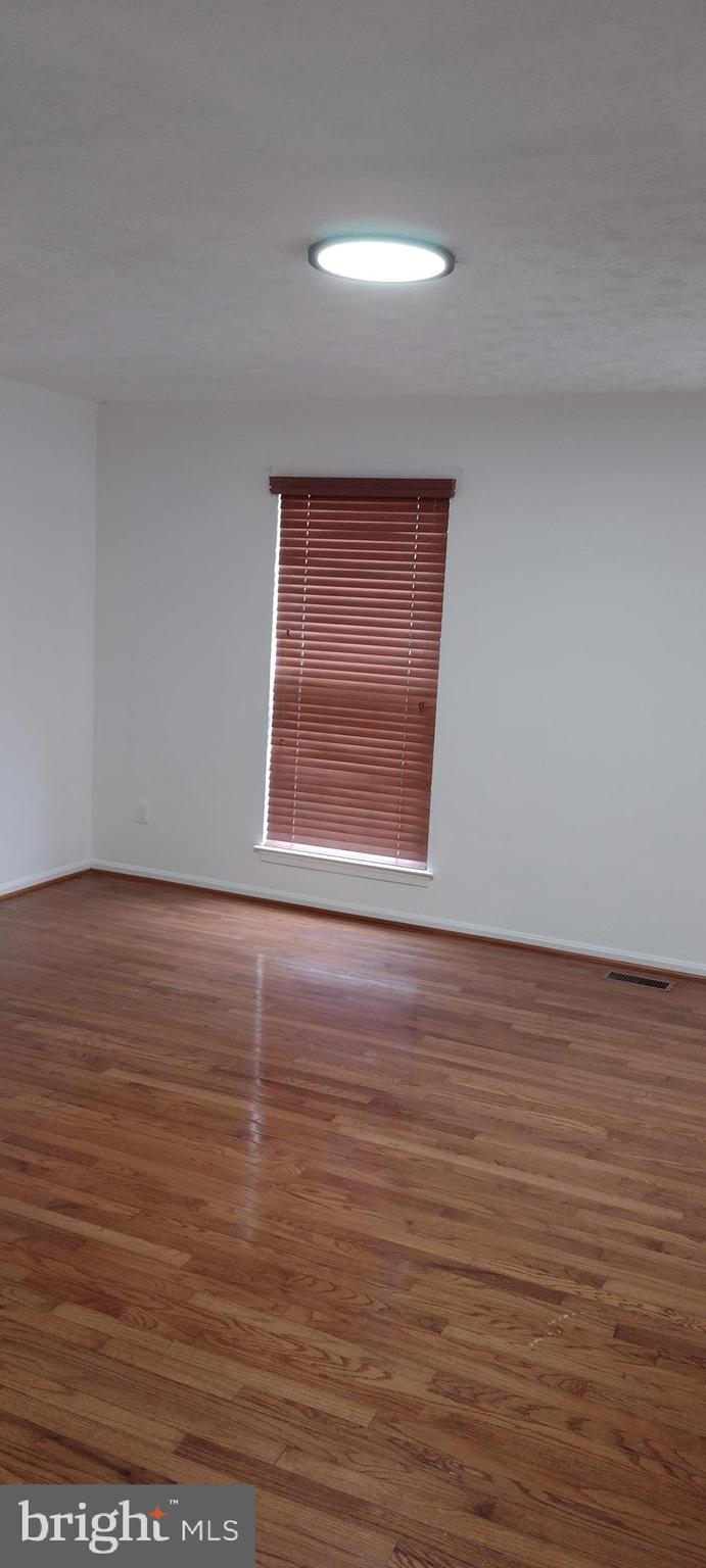 MELWOOD MANOR PLAT ONE> - Residential Lease