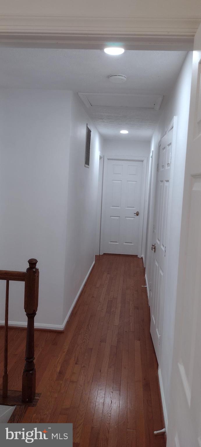 MELWOOD MANOR PLAT ONE> - Residential Lease