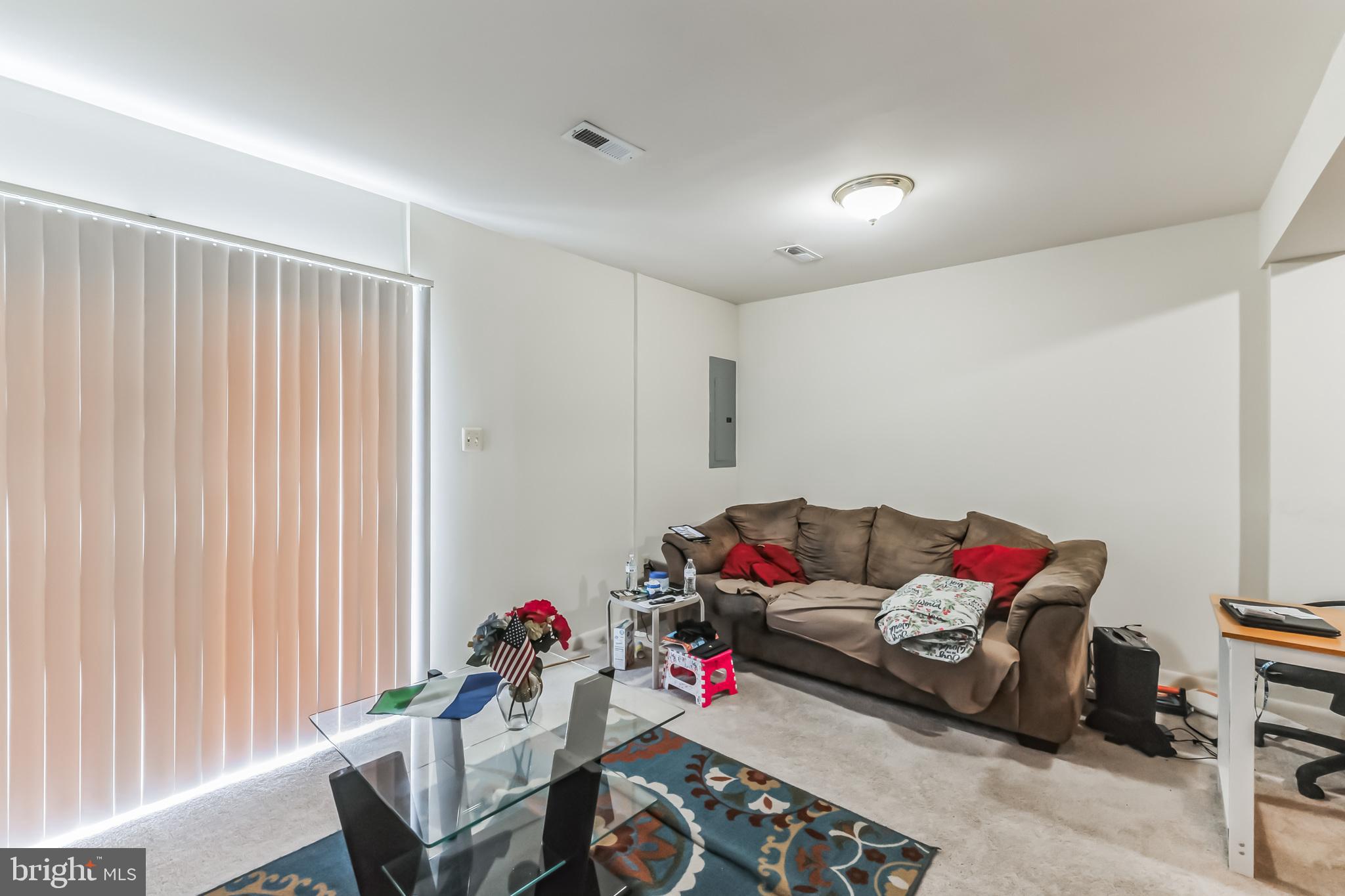 DALE CITY - Residential