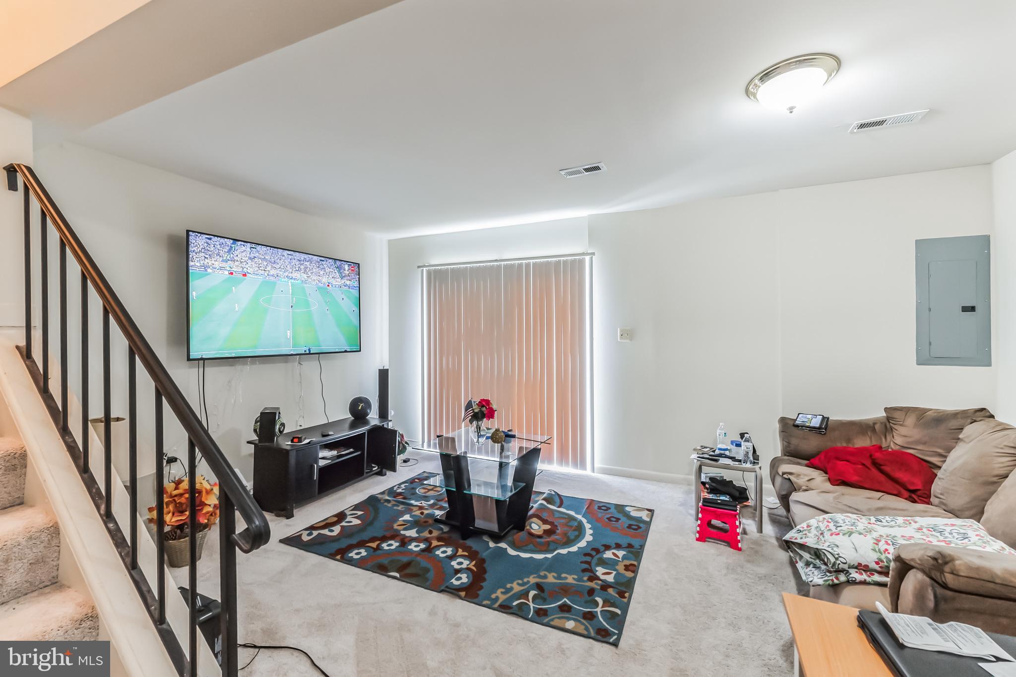 DALE CITY - Residential