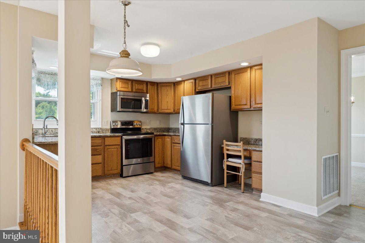 SPRINGDALE - Residential