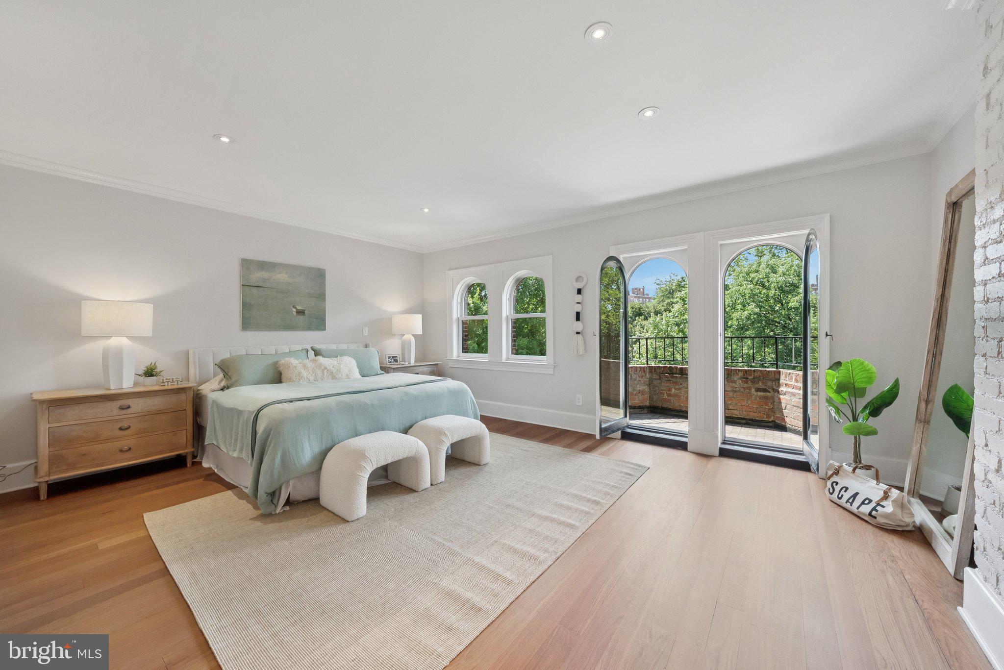 KALORAMA TRIANGLE - Residential