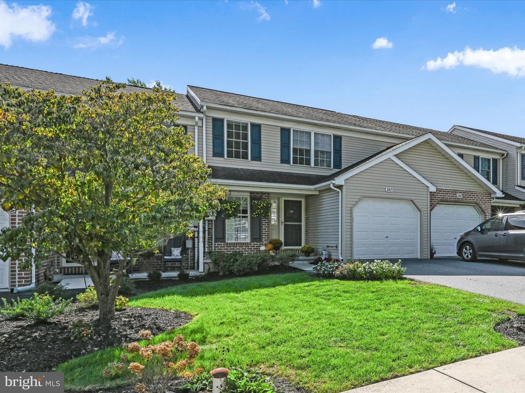 Photo of 342 Crosswinds Drive, Lititz, PA 17543 (MLS # PALA2057214)