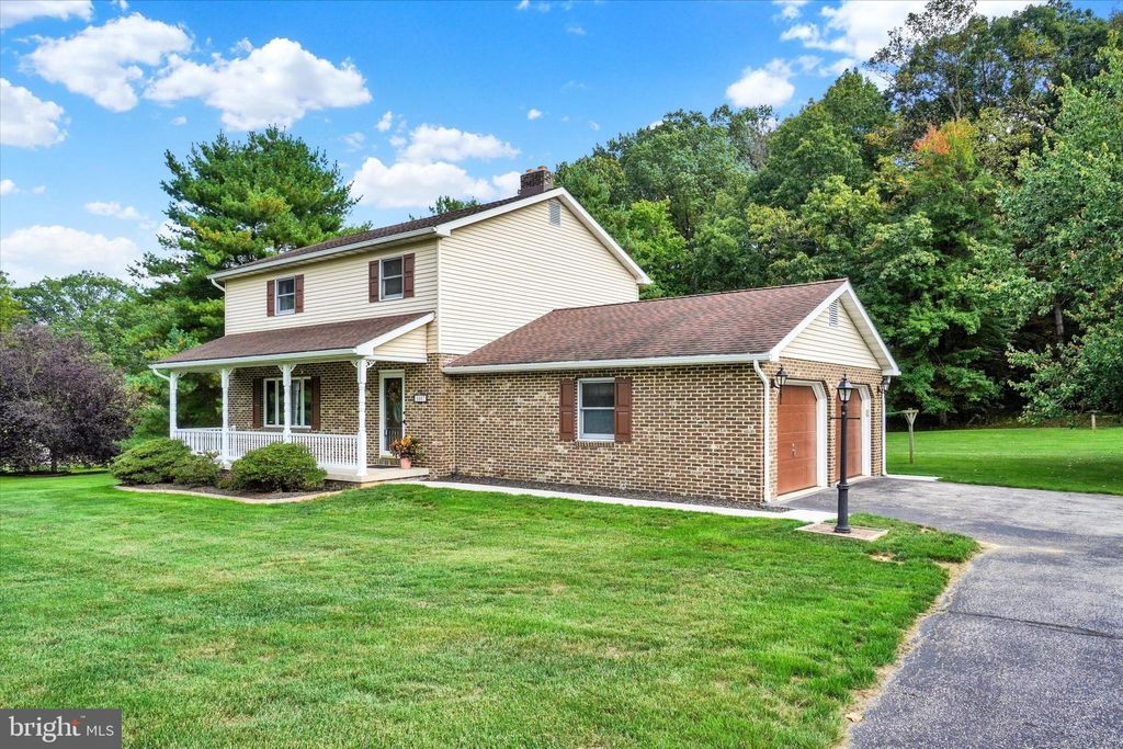 Photo of 3407 Sticks Road, GLEN ROCK, PA 17327 (MLS # PAYK2090750)