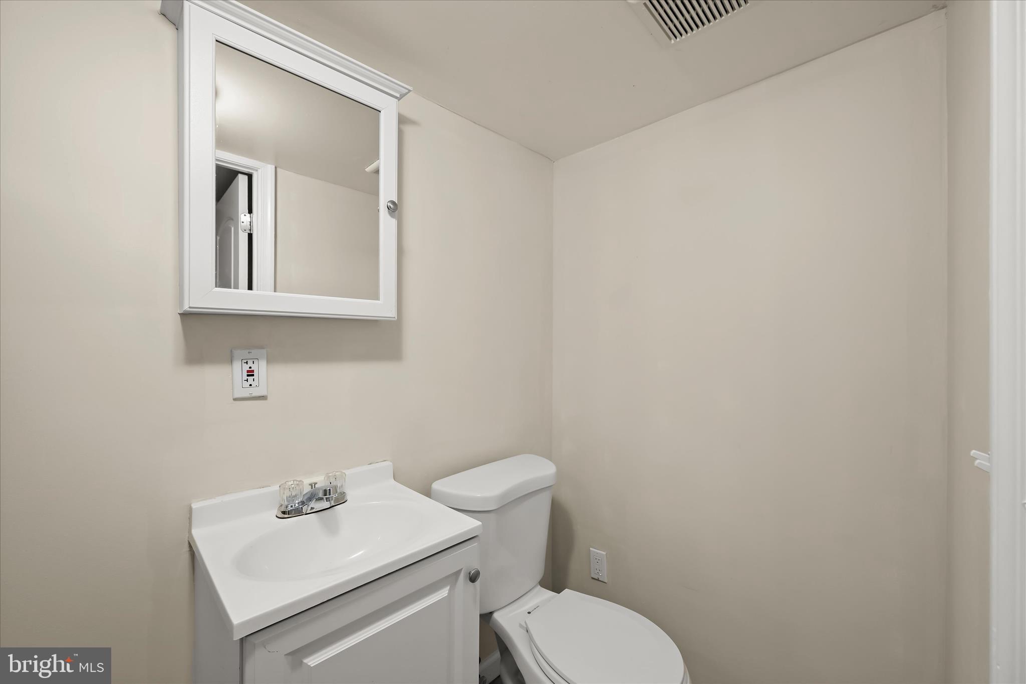 GRAY MANOR - Residential