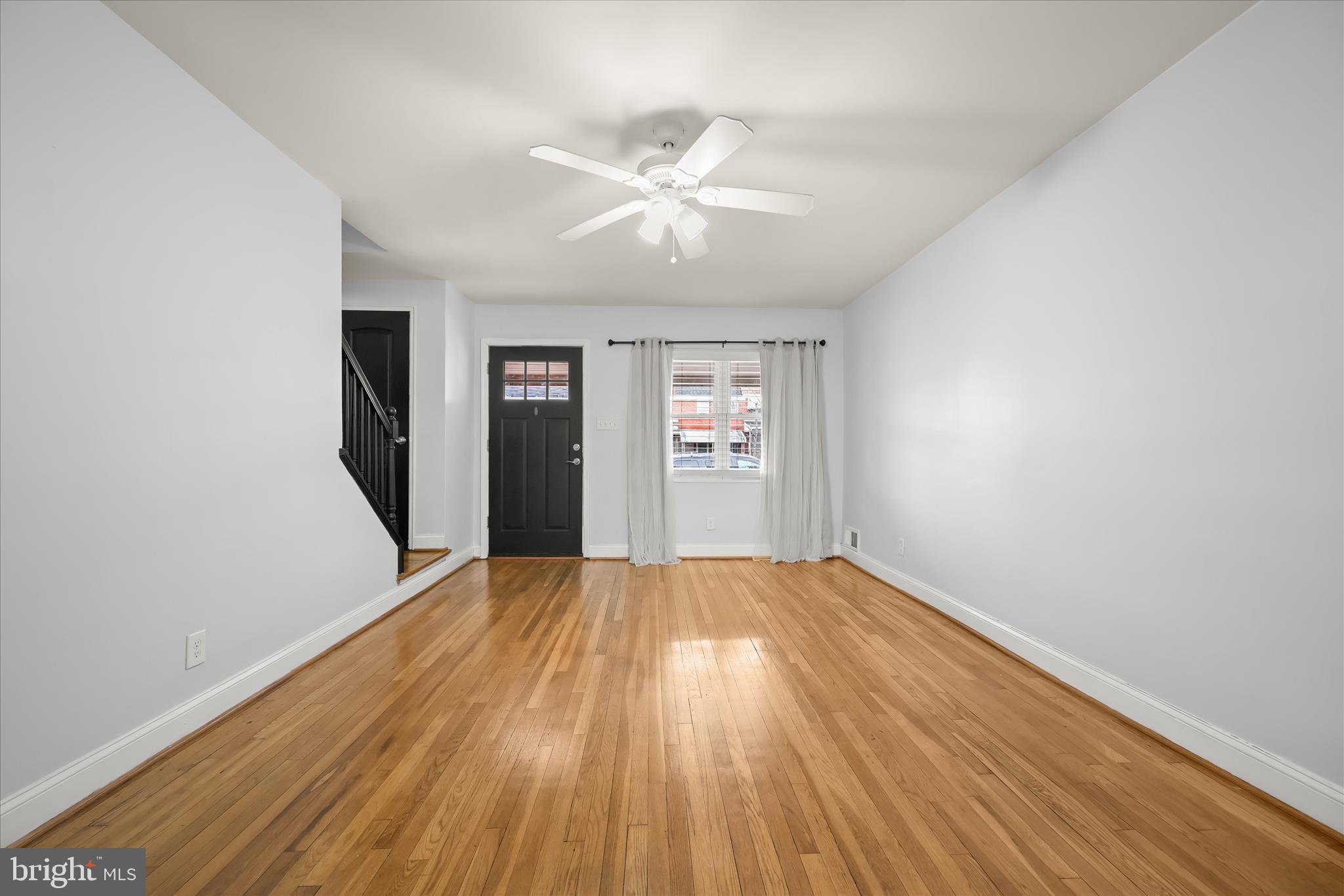 GRAY MANOR - Residential