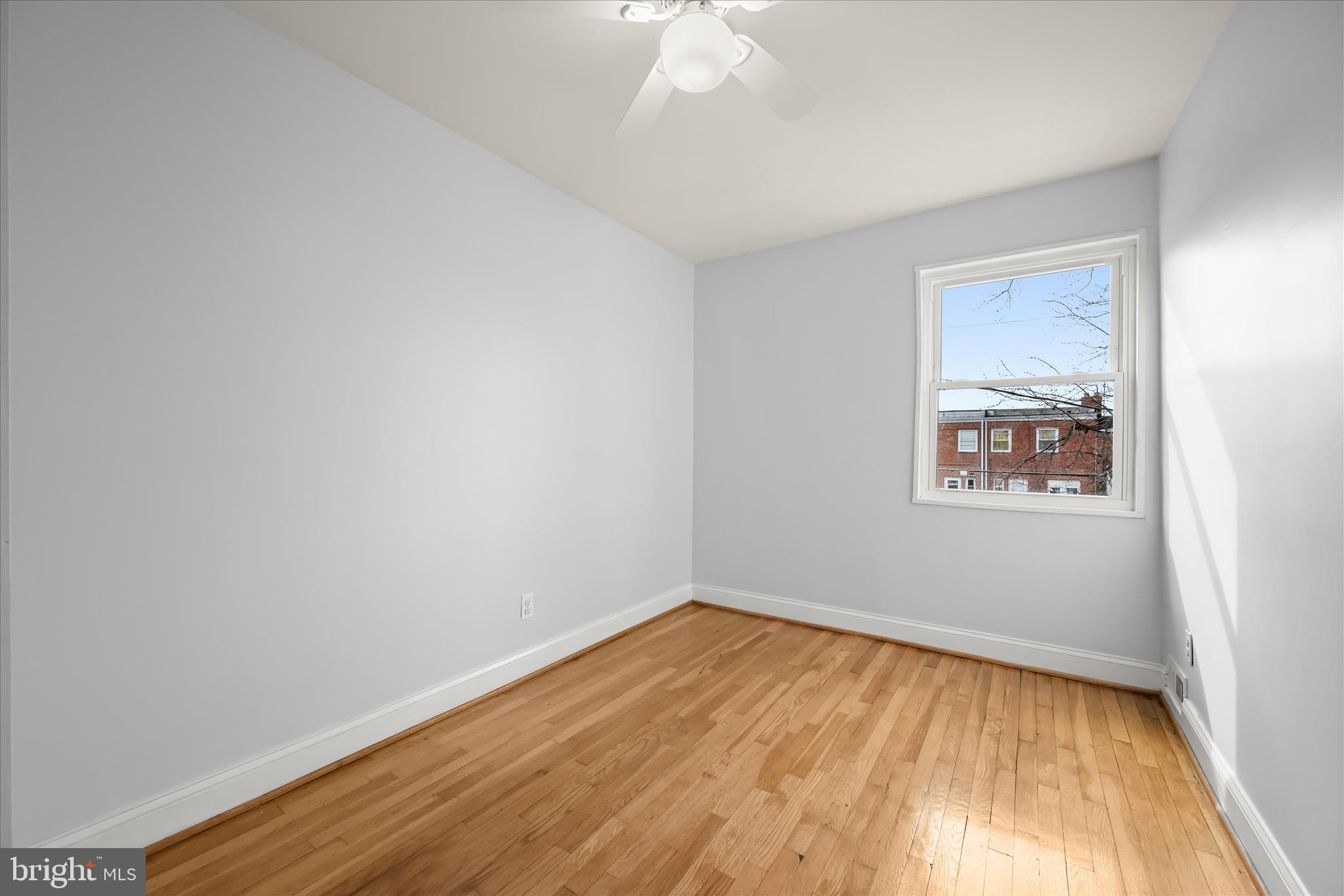 GRAY MANOR - Residential