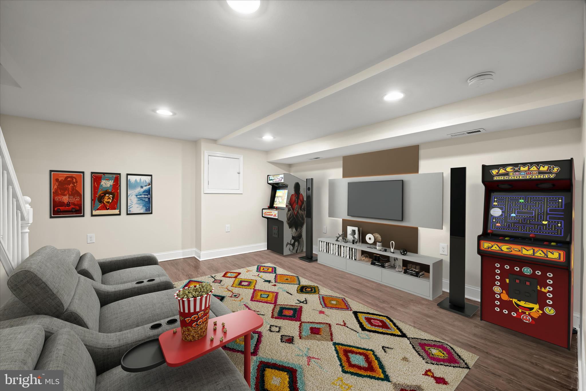 GRAY MANOR - Residential