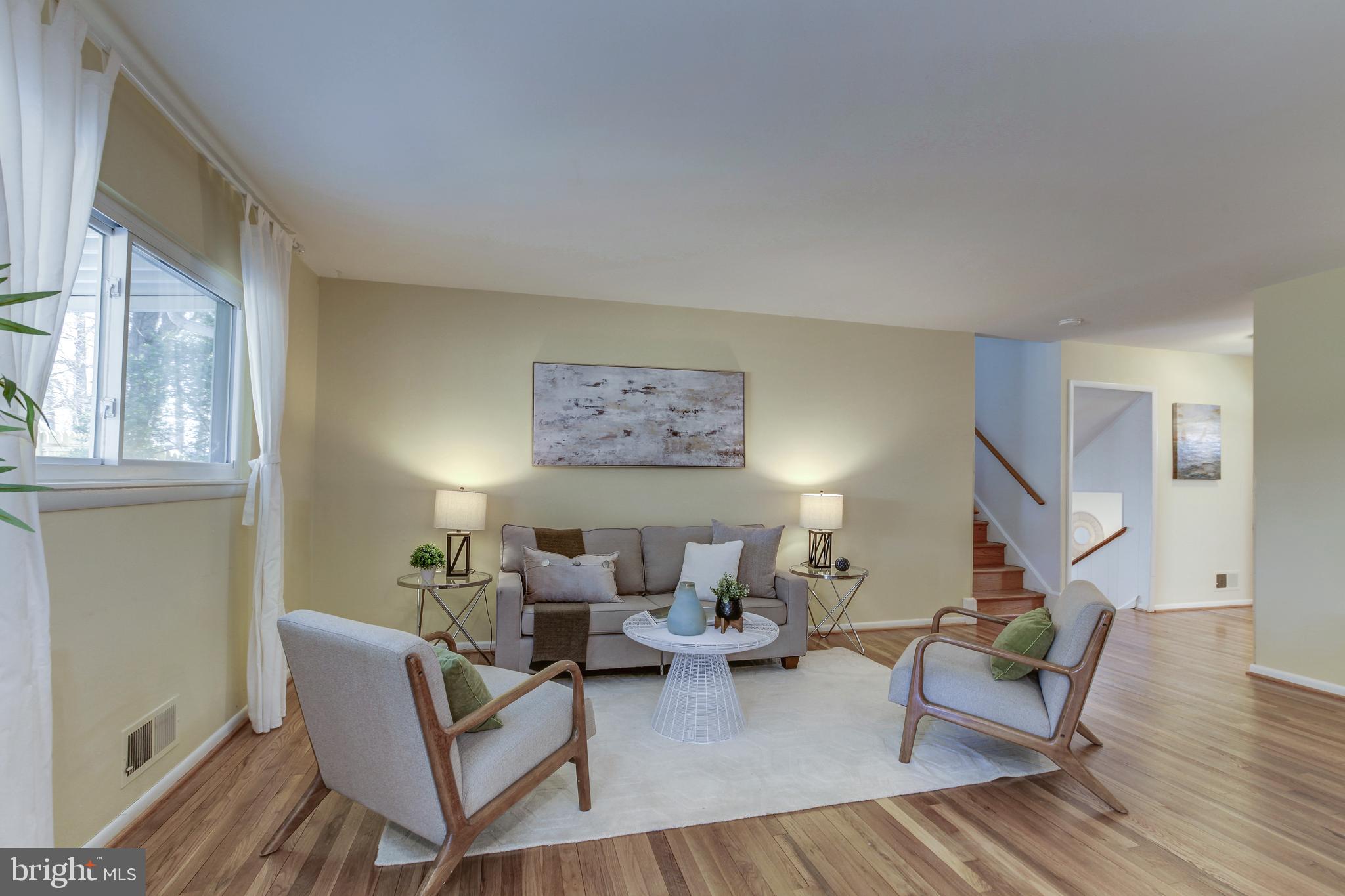 BEL PRE WOODS - Residential