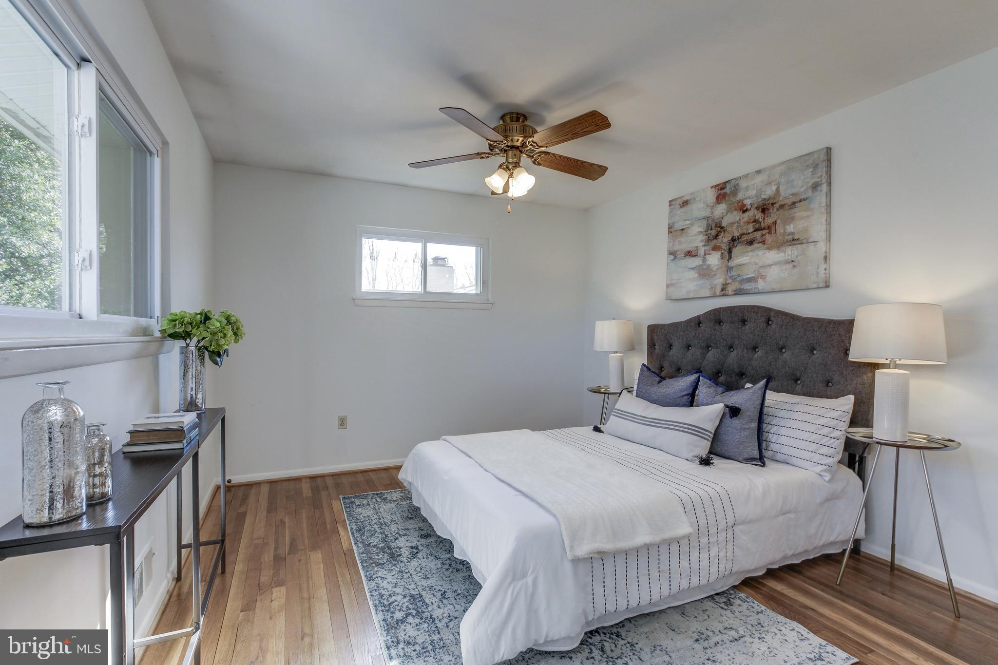 BEL PRE WOODS - Residential