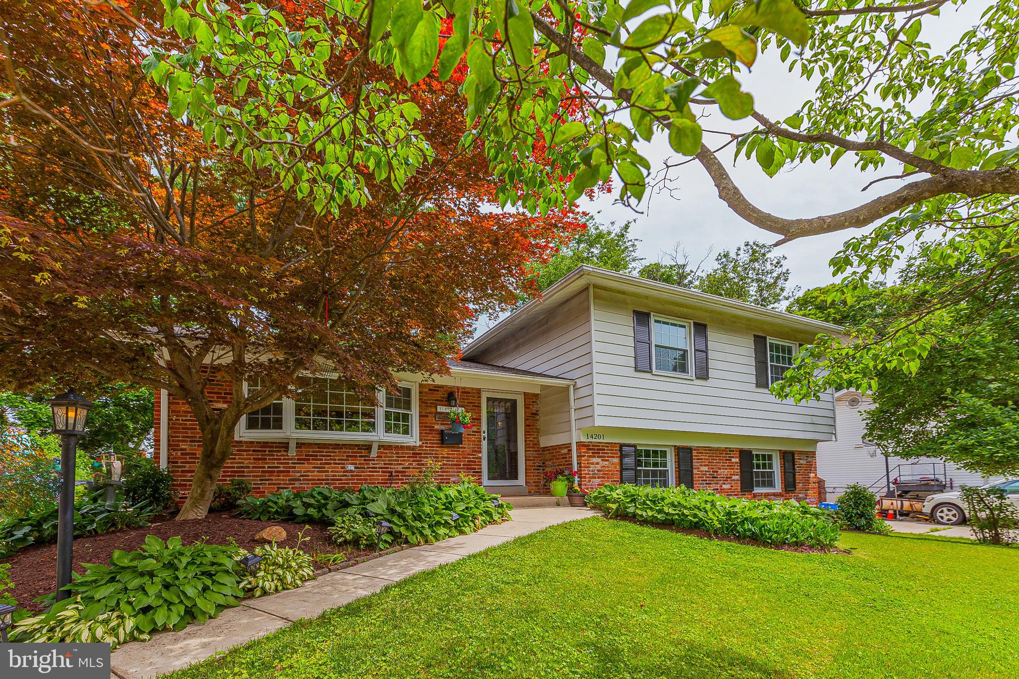 BEL PRE WOODS - Residential