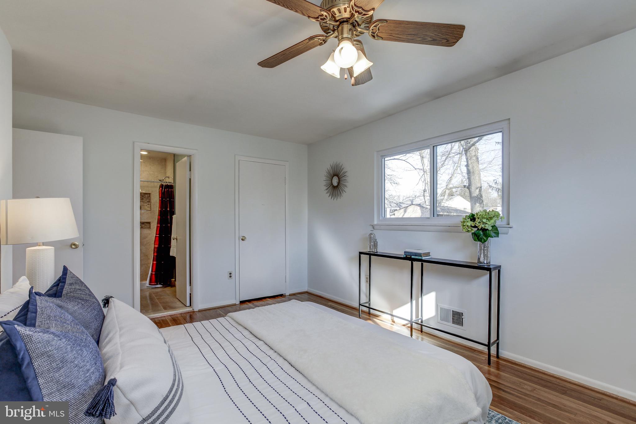 BEL PRE WOODS - Residential