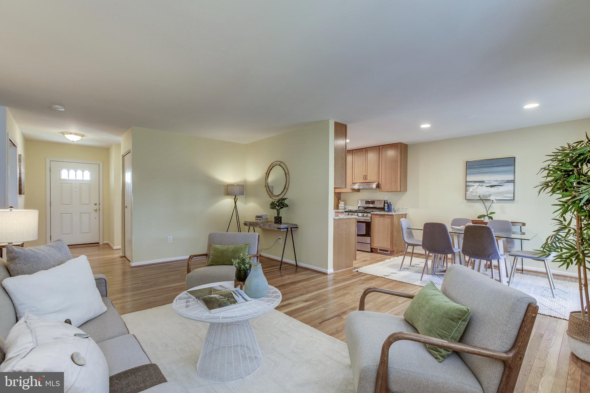 BEL PRE WOODS - Residential