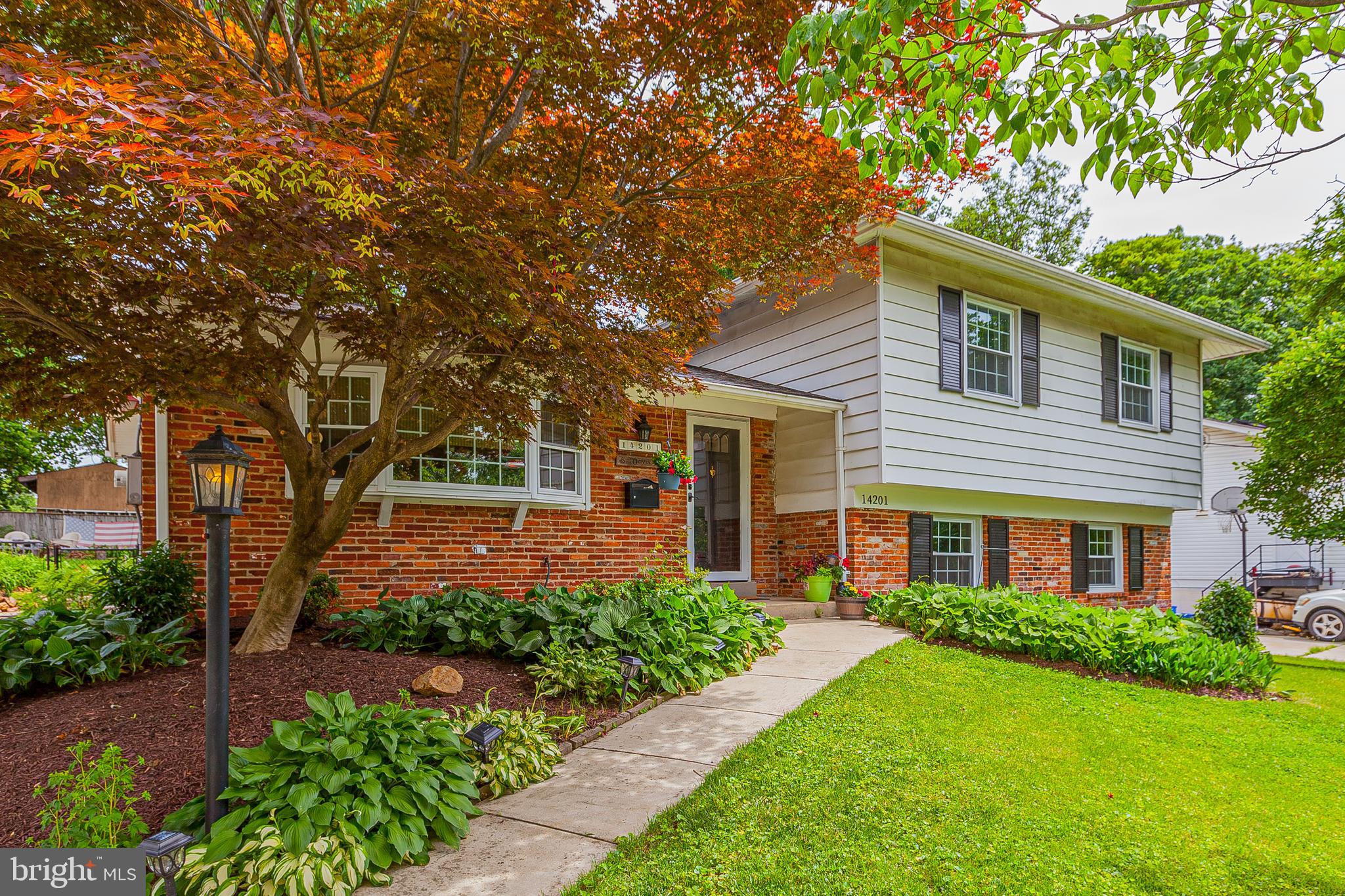 BEL PRE WOODS - Residential