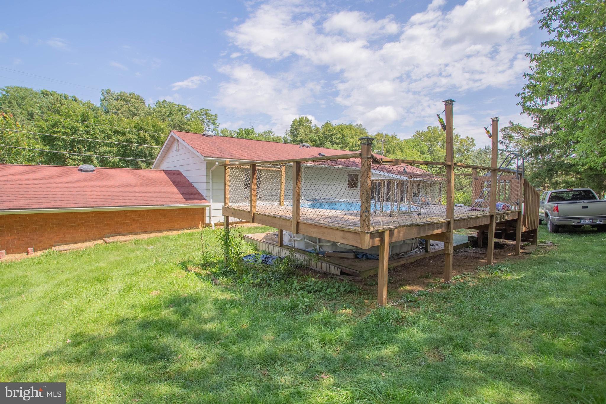 PIKEVIEW ACRES NORTH - Residential