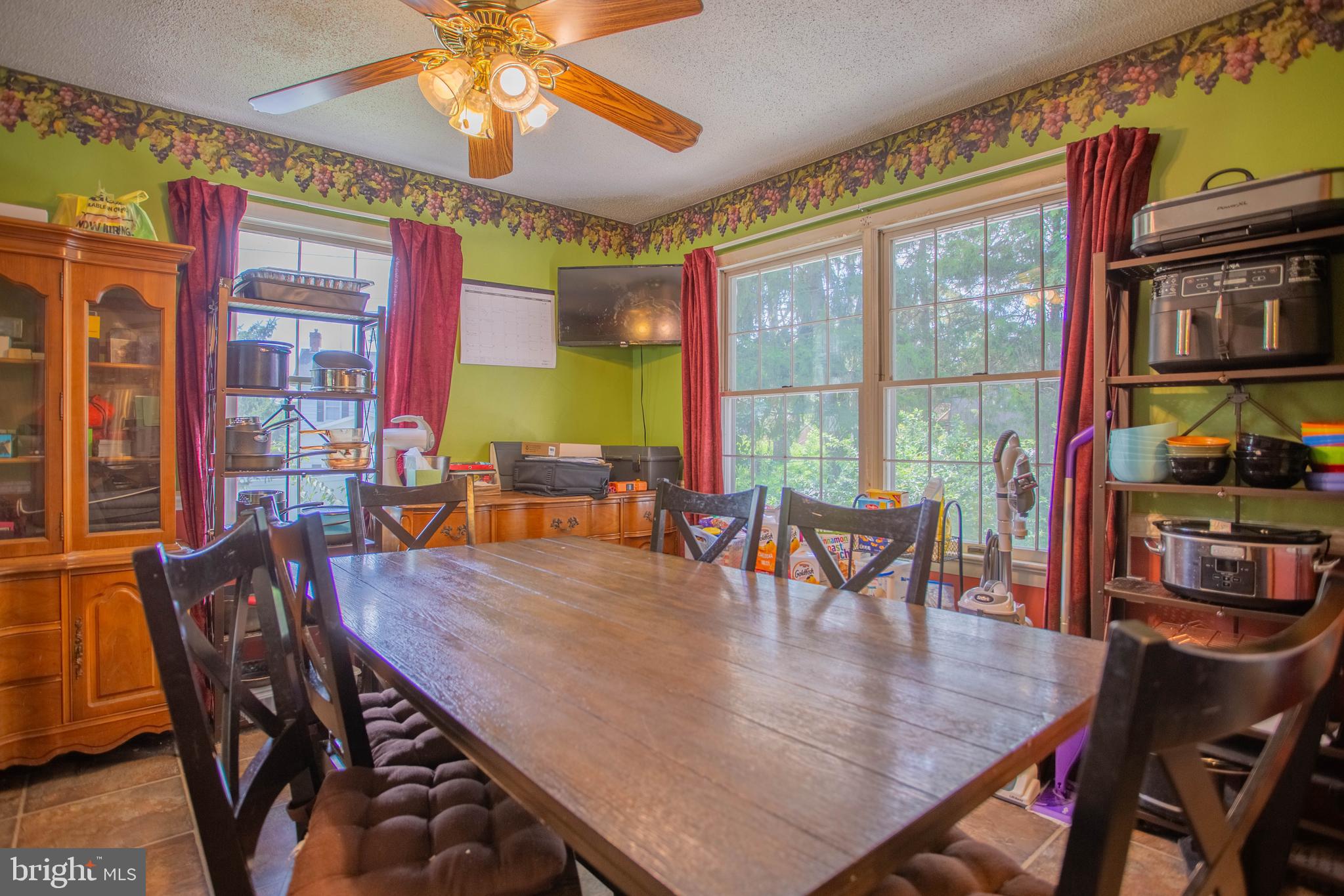 PIKEVIEW ACRES NORTH - Residential