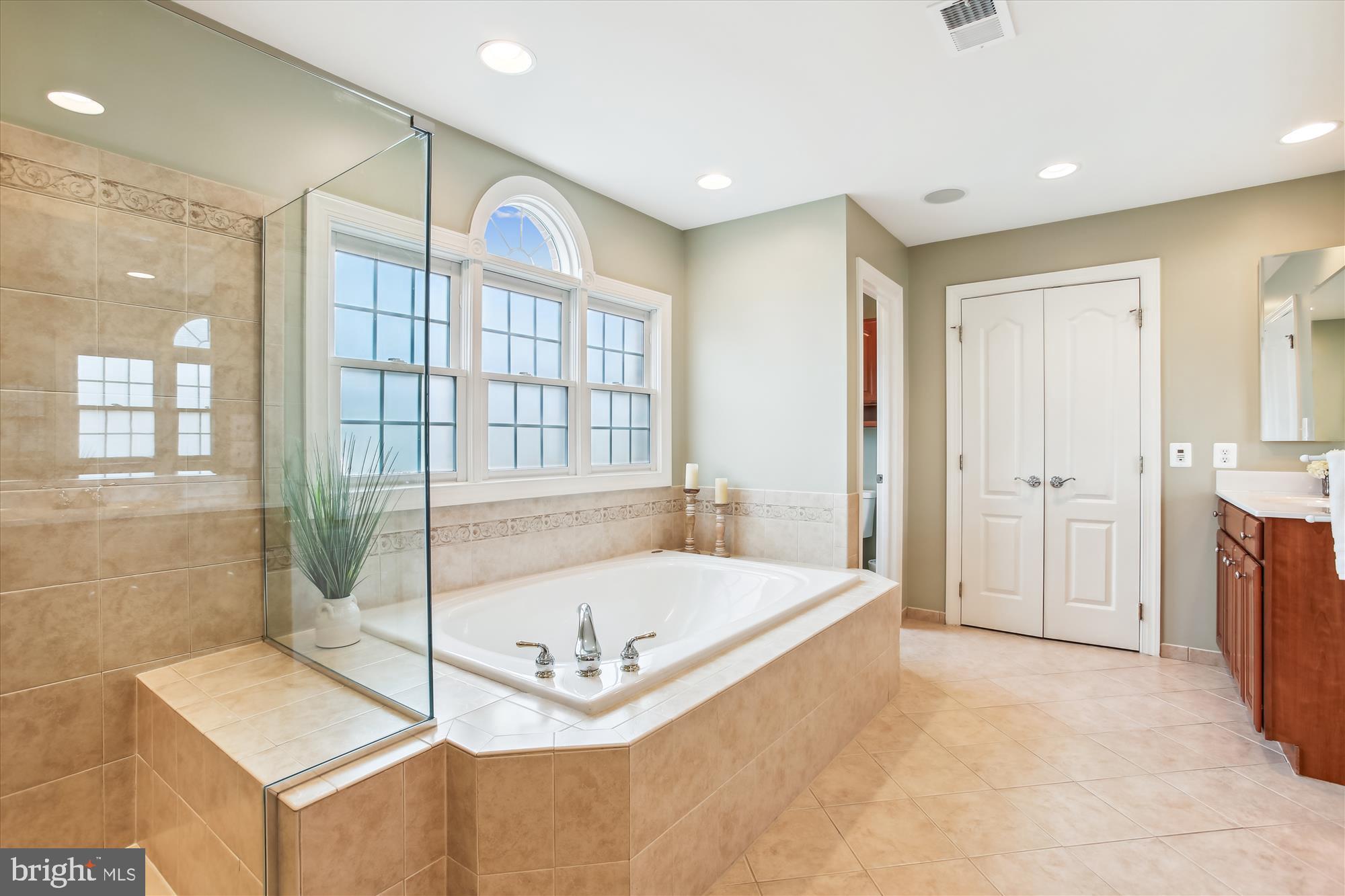 OAK HILL RESERVE - Residential