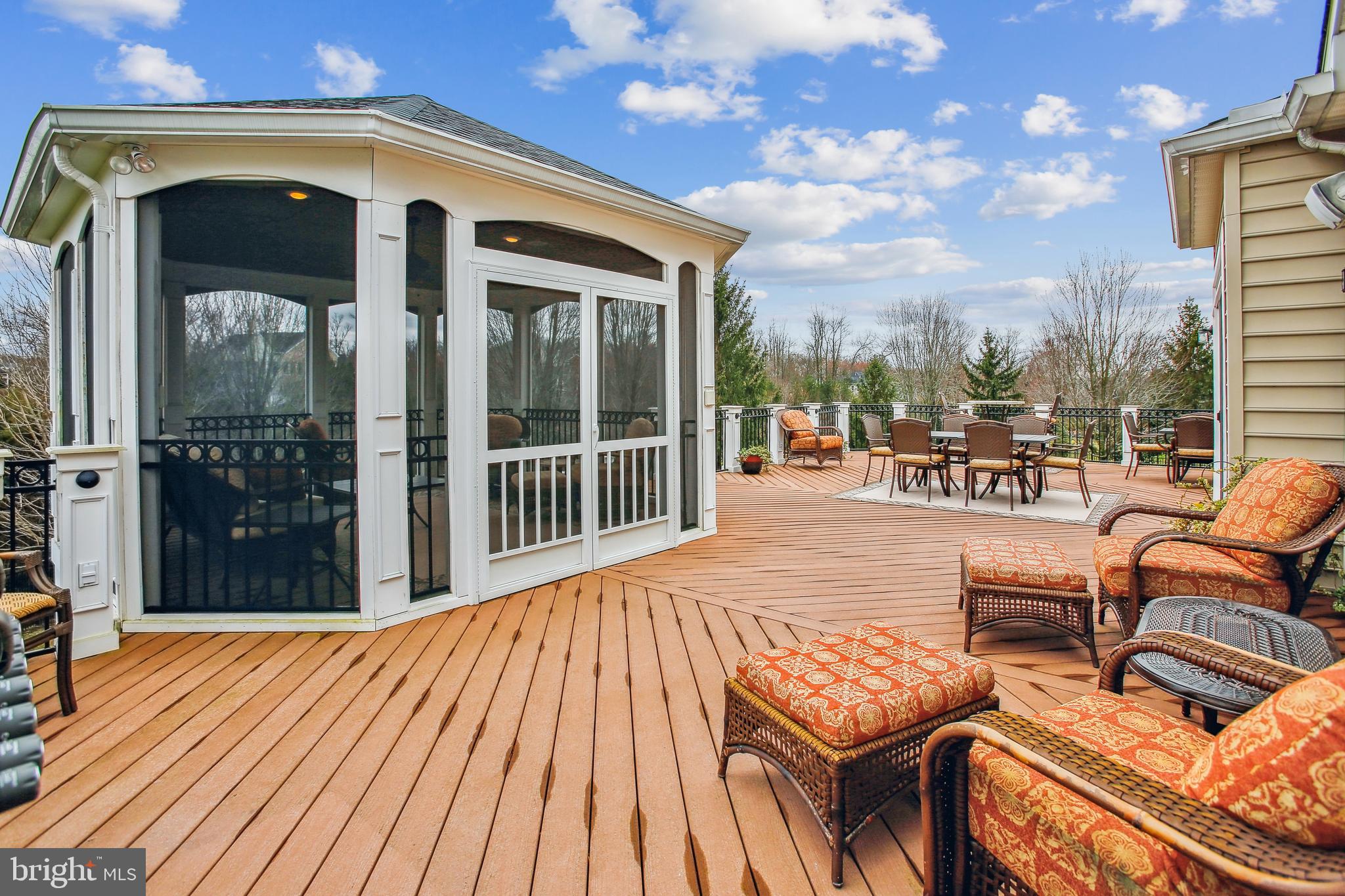 OAK HILL RESERVE - Residential