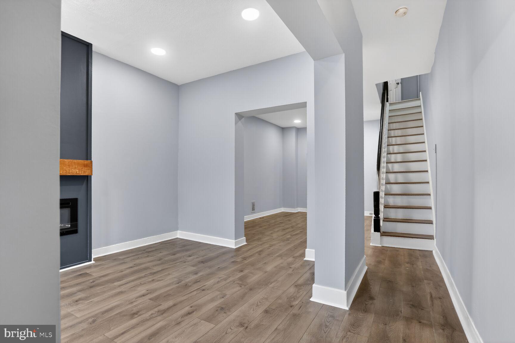 SHIPLEY HILL - Residential