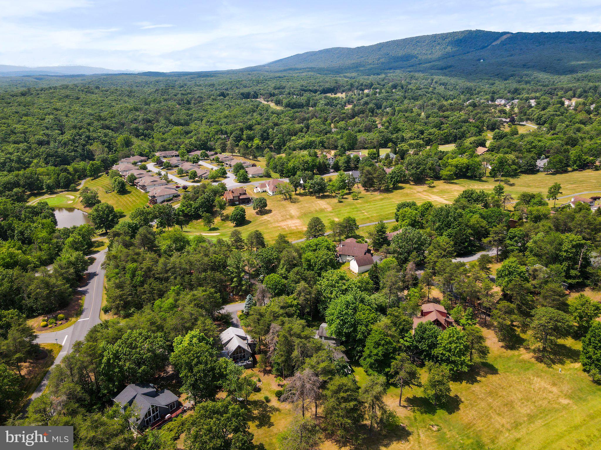 THE WOODS - Residential