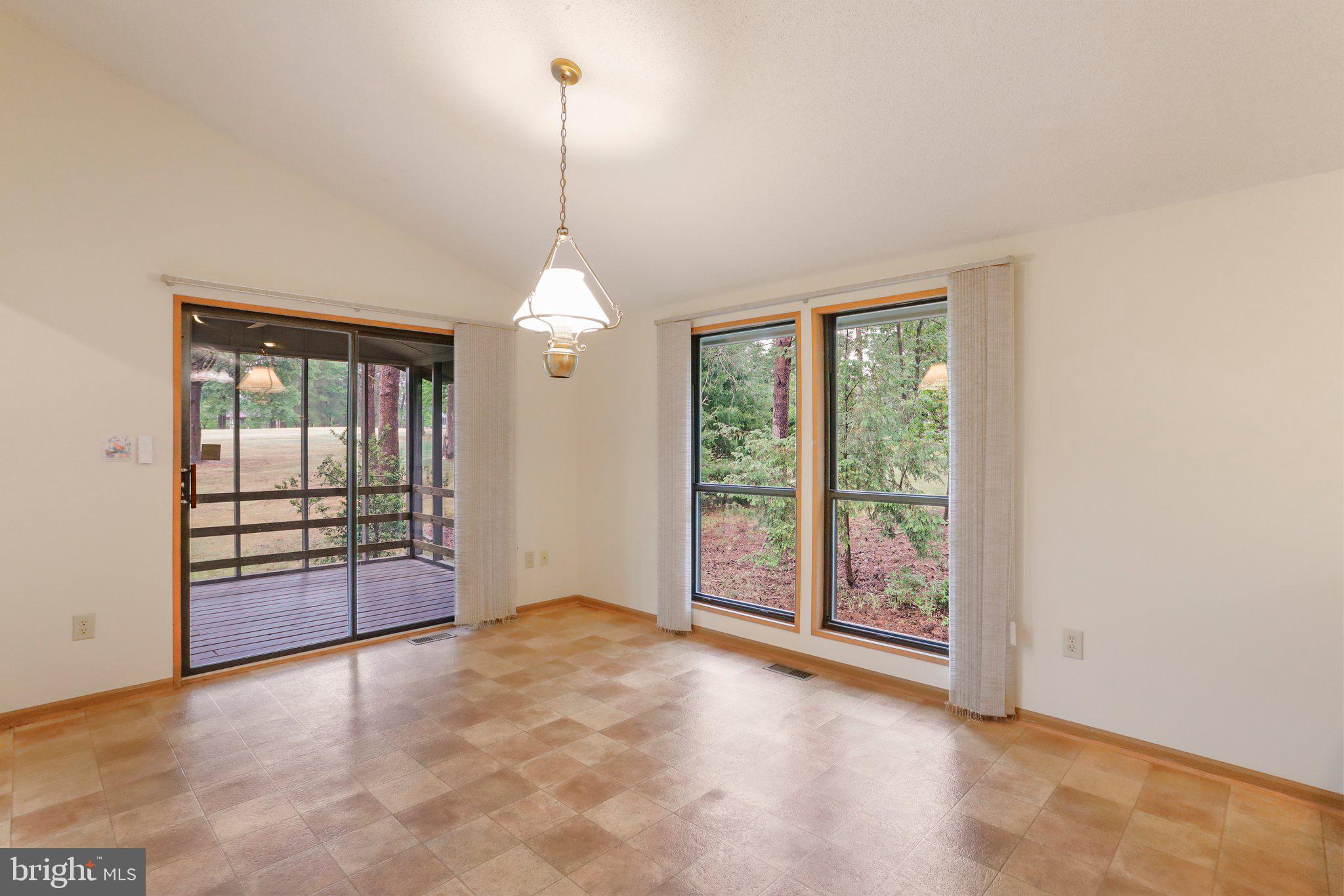 THE WOODS - Residential