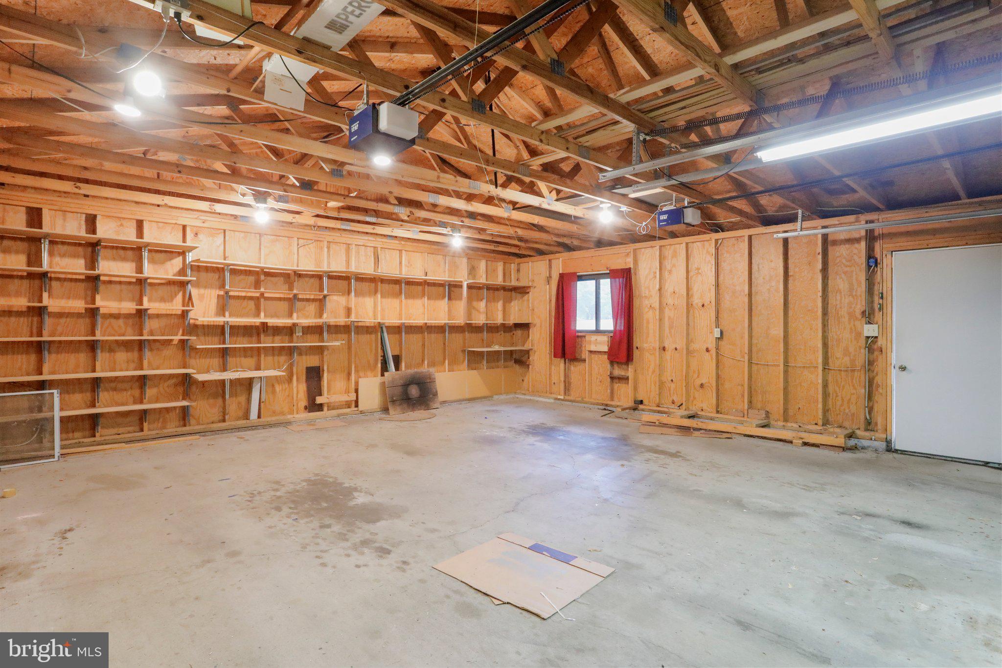 THE WOODS - Residential